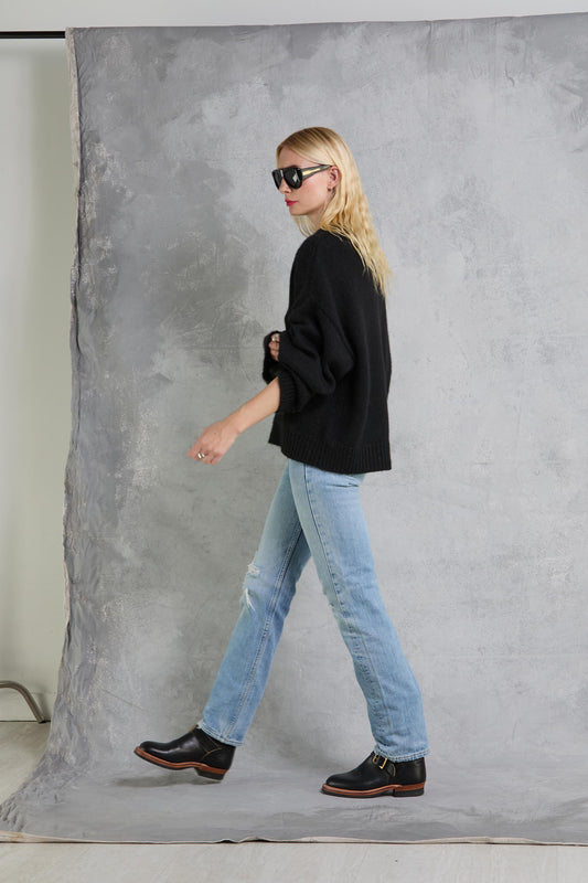 Boyfriend Sweater in Black