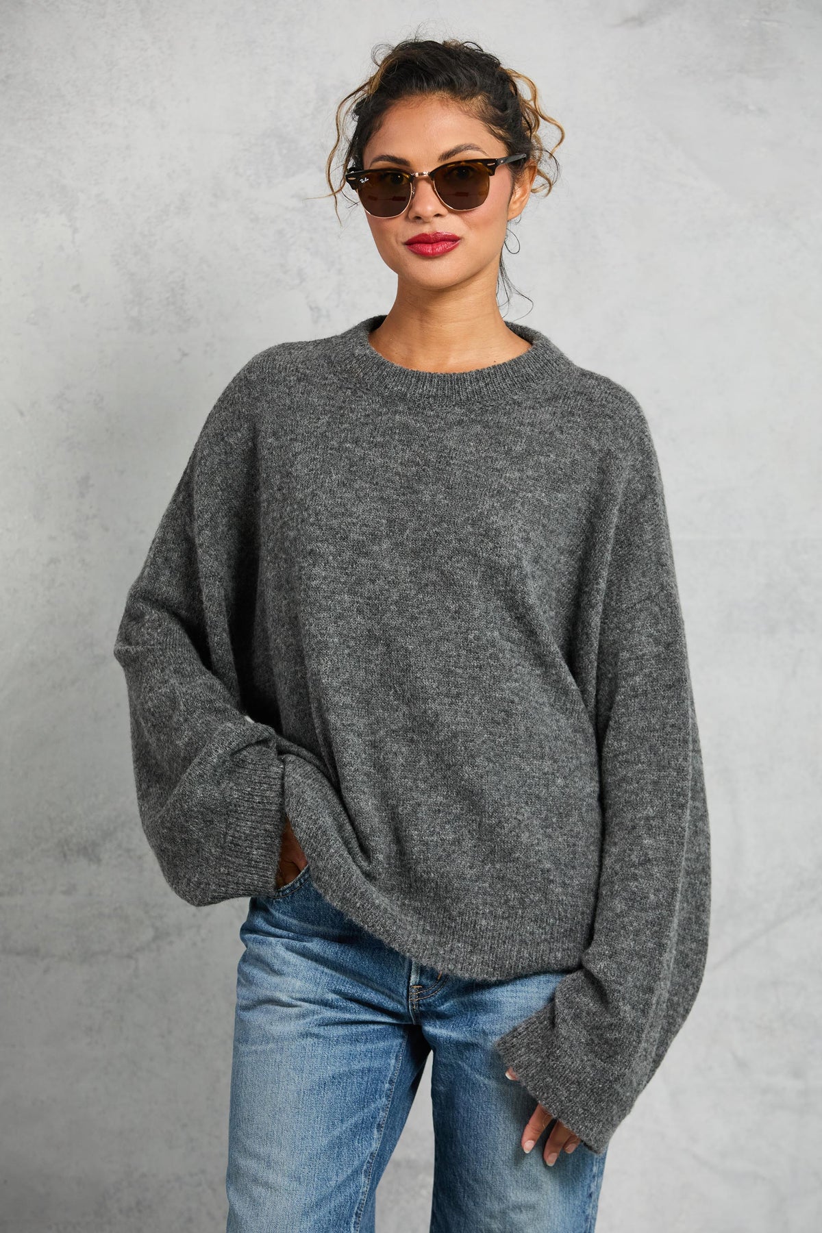 Cropped Jumper in Charcoal