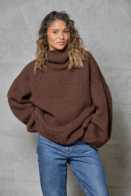 Chunky Hi Neck in Cocoa