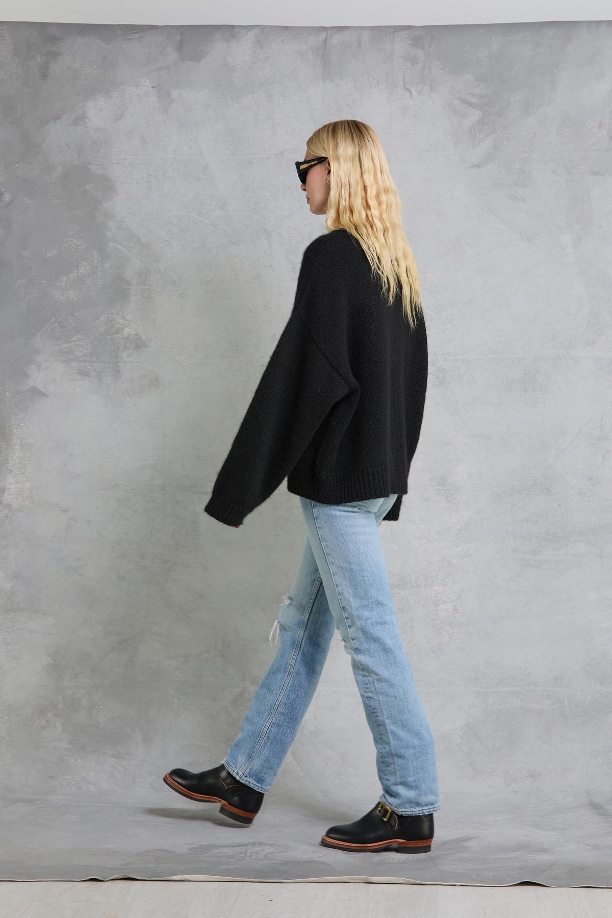 Boyfriend Sweater in Black