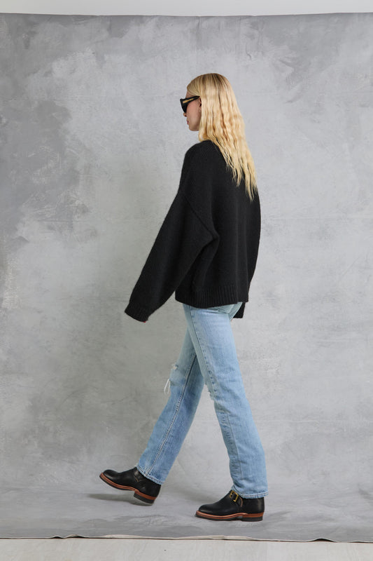 Boyfriend Sweater in Black