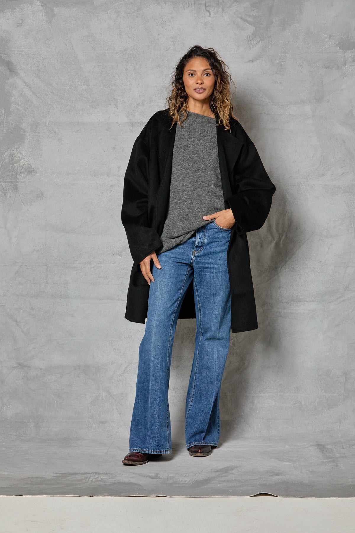 Stable Coat in Wool - Black
